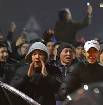 Гранаты, газ и резиновые пули. LIVE. Протесты в Алматы