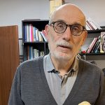 «Ночь будет все чернее». Бориса Акунина в России объявили террористом