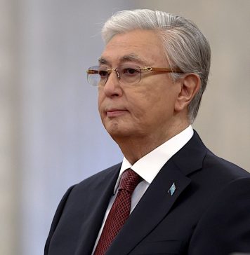 «Сам себя не похвалишь». Комментарий к интервью Токаева