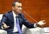«Бронзовеющий» президент и тайные замыслы: зачем Маулен Ашимбаев написал книгу о Токаеве